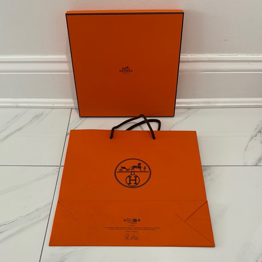 Hermès Authentic Orange Gift Box and Bag